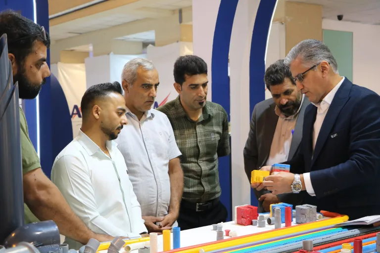 photo_5809757078703246450_w